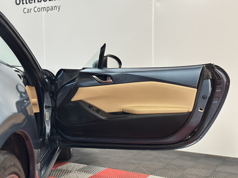 Mazda MX-5 SKYACTIV-G Sport Nav - U1352