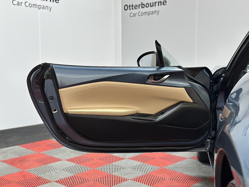 Mazda MX-5 SKYACTIV-G Sport Nav - U1352