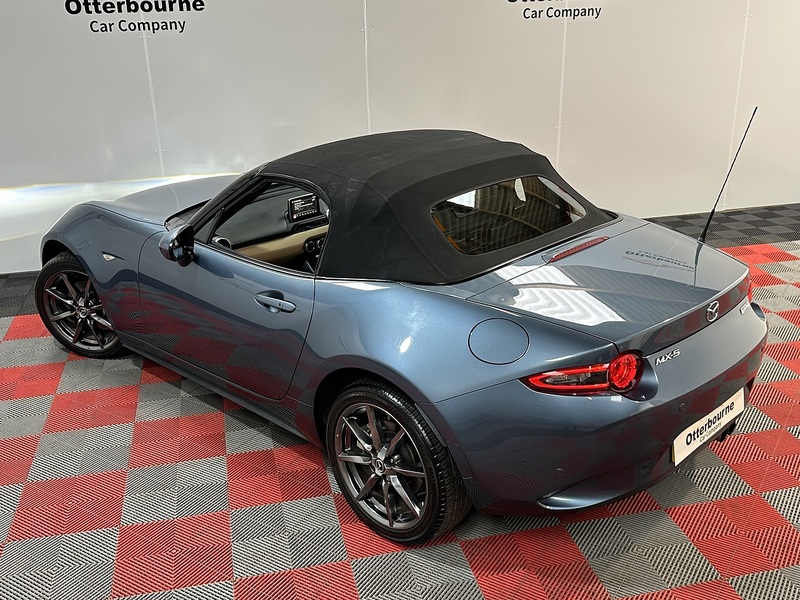 Mazda MX-5 SKYACTIV-G Sport Nav - U1352