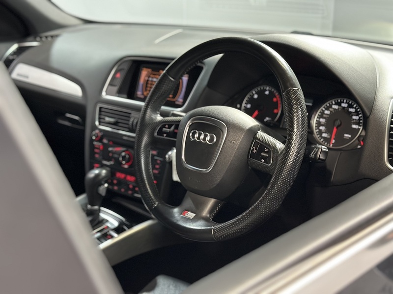 Audi Q5 TDI V6 S line - U1353