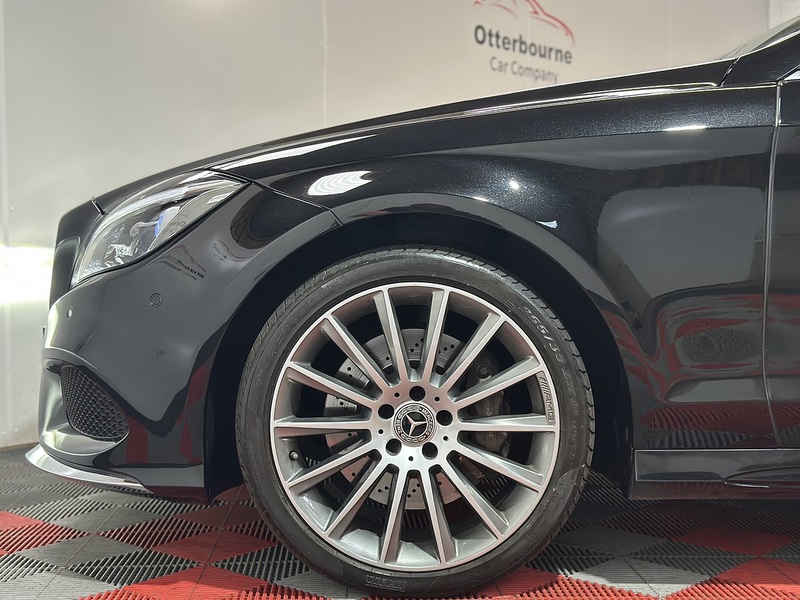 Mercedes-Benz CLS CLS350d V6 AMG Line - U1361
