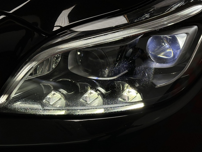 Mercedes-Benz CLS CLS350d V6 AMG Line - U1361