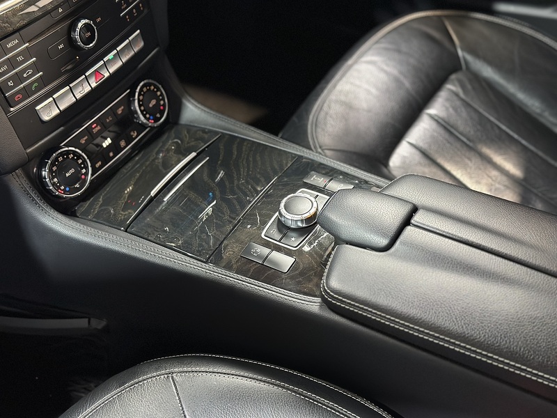 Mercedes-Benz CLS CLS350d V6 AMG Line - U1361