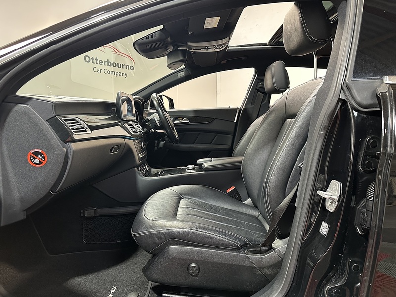 Mercedes-Benz CLS CLS350d V6 AMG Line - U1361