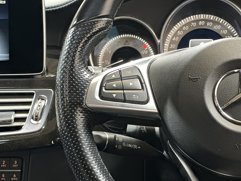 Mercedes-Benz CLS CLS350d V6 AMG Line - U1361