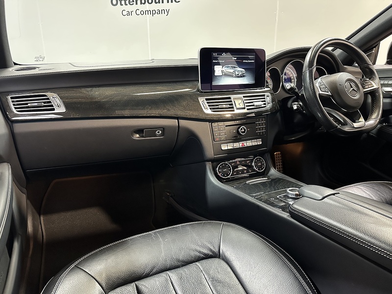 Mercedes-Benz CLS CLS350d V6 AMG Line - U1361