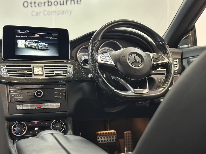 Mercedes-Benz CLS CLS350d V6 AMG Line - U1361