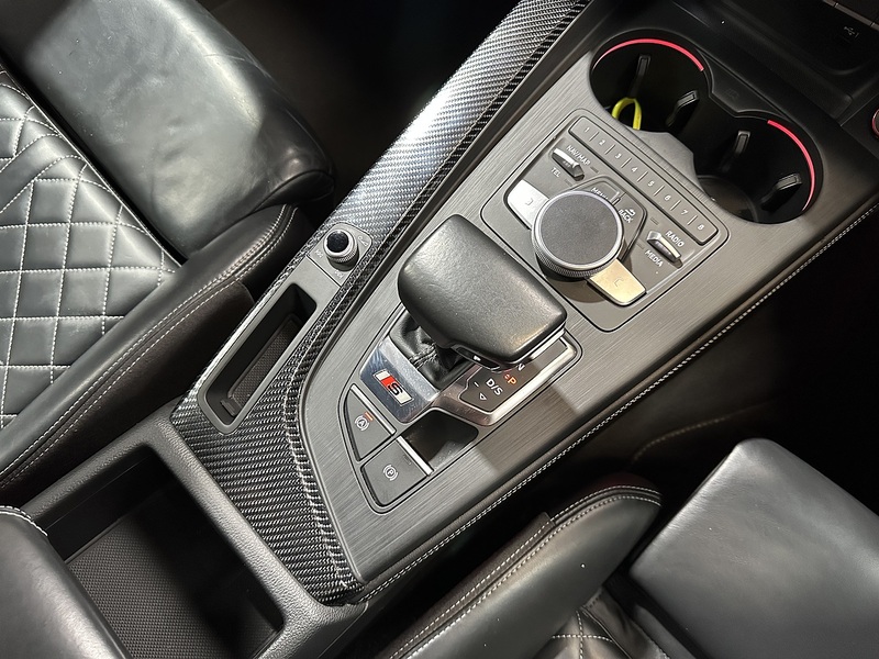 Audi S5 TFSI V6 - U1362