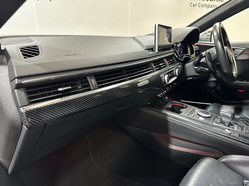 Audi S5 TFSI V6 - U1362