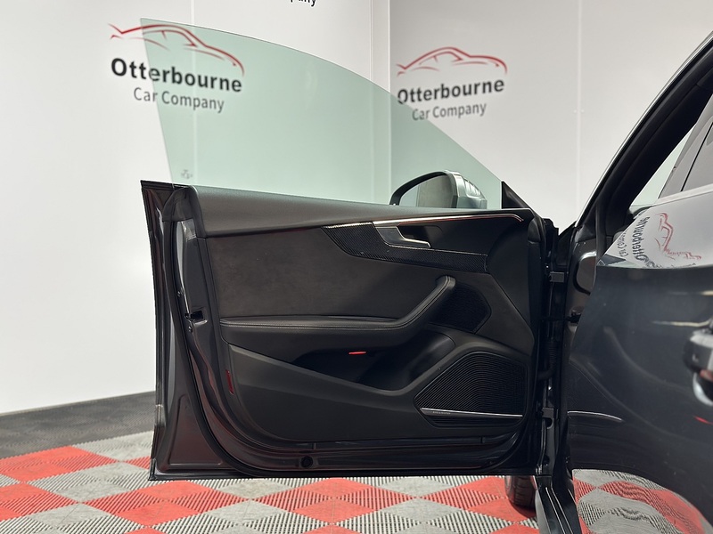 Audi S5 TFSI V6 - U1362
