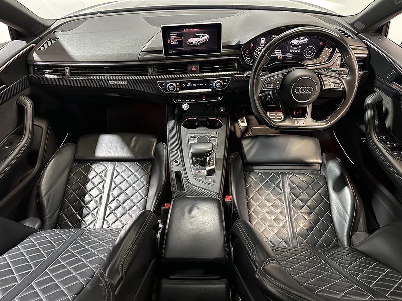Audi S5 TFSI V6 - U1362