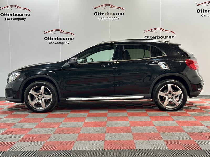 Mercedes-Benz GLA  - U1367