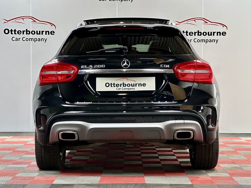 Mercedes-Benz GLA  - U1367