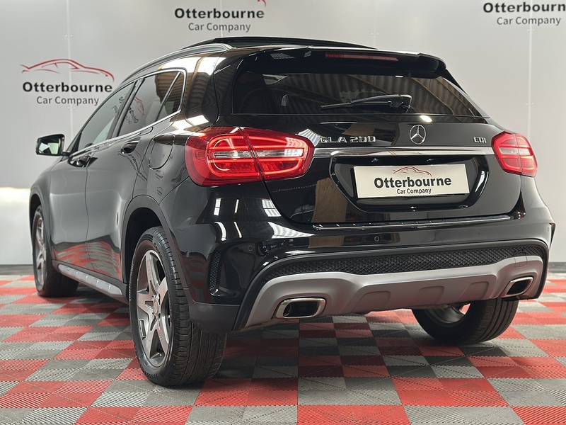 Mercedes-Benz GLA  - U1367