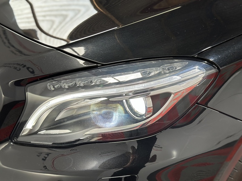 Mercedes-Benz GLA  - U1367