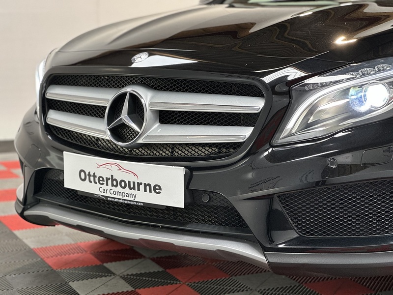 Mercedes-Benz GLA  - U1367