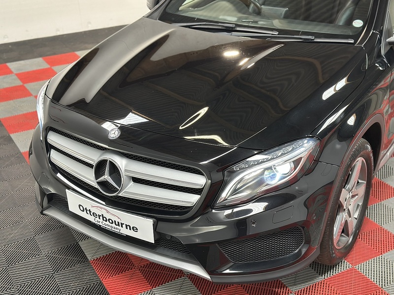 Mercedes-Benz GLA  - U1367
