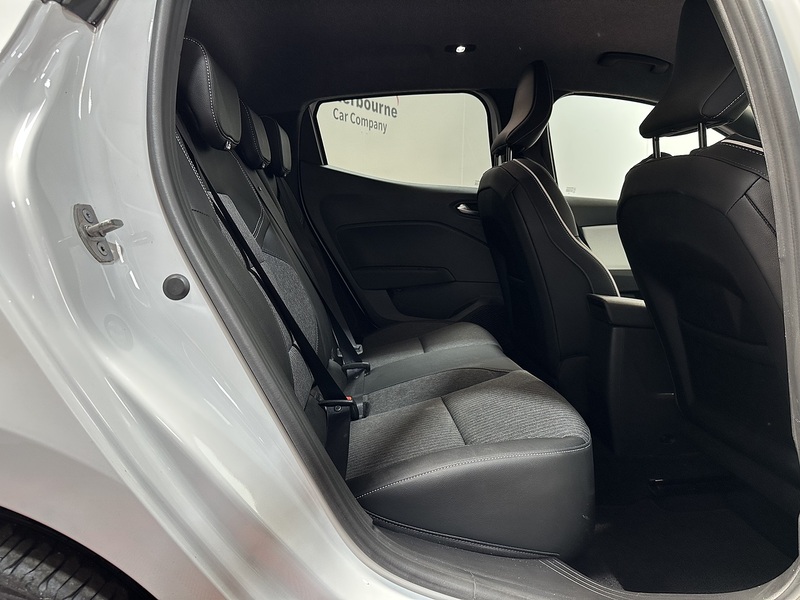 Renault Clio TCe Techno - U1373