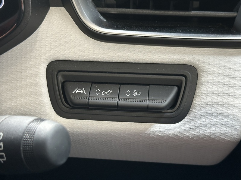 Renault Clio TCe Techno - U1373