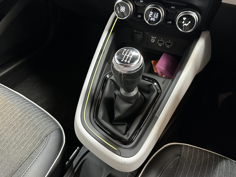 Renault Clio TCe Techno - U1373