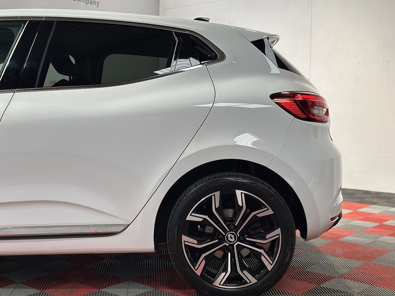 Renault Clio TCe Techno - U1373