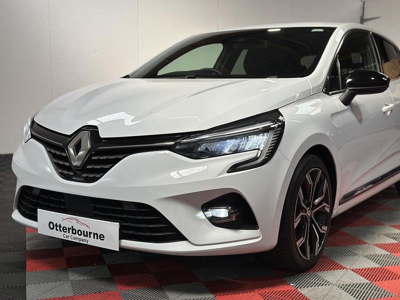 Renault Clio TCe Techno - U1373