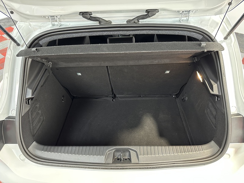 Renault Clio TCe Techno - U1373