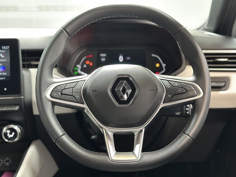 Renault Clio TCe Techno - U1373