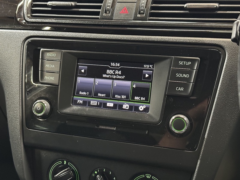 Skoda Rapid TSI Sport - U1376