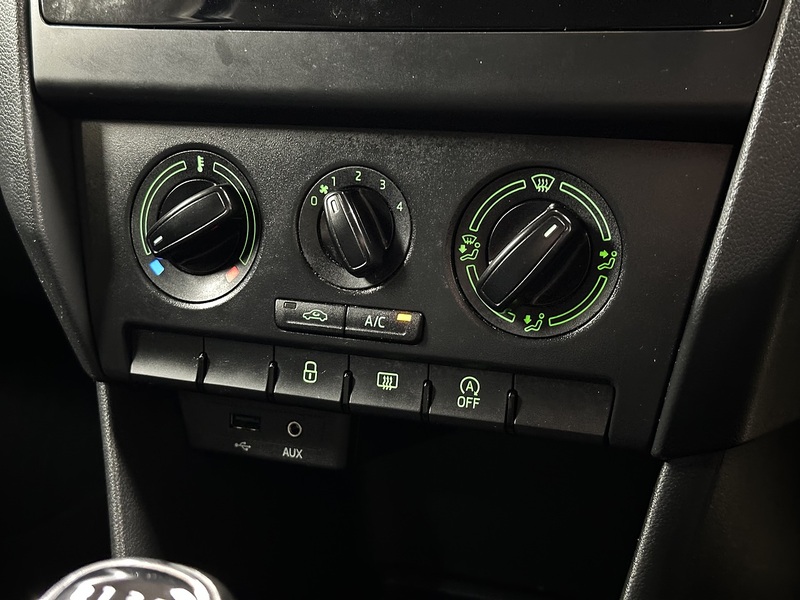Skoda Rapid TSI Sport - U1376