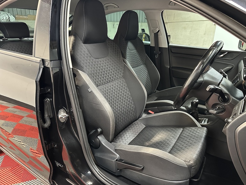 Skoda Rapid TSI Sport - U1376