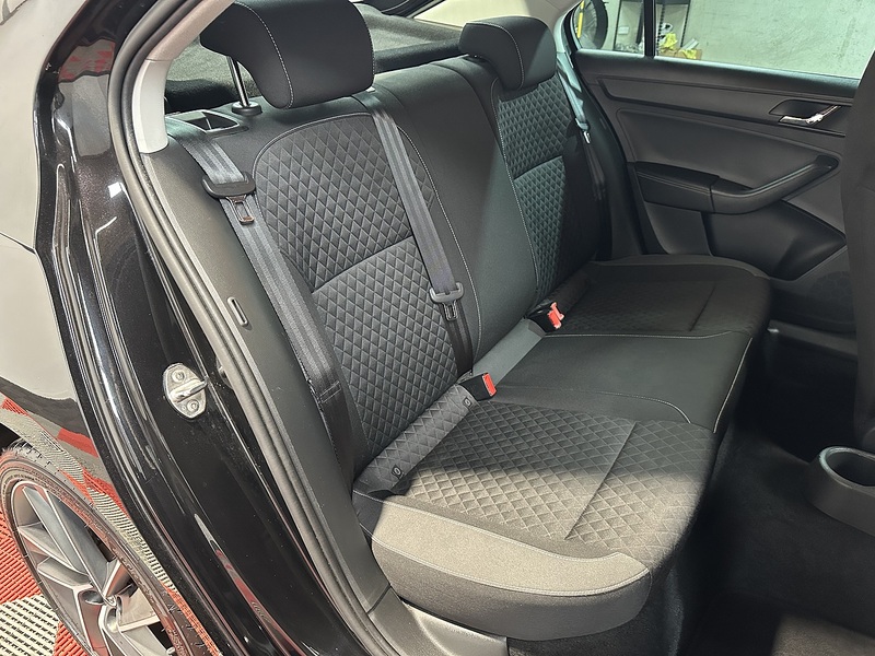 Skoda Rapid TSI Sport - U1376