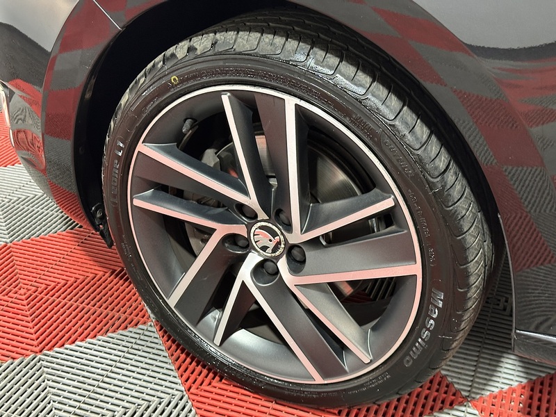 Skoda Rapid TSI Sport - U1376
