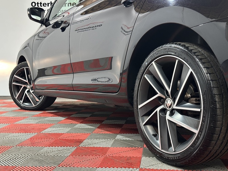 Skoda Rapid TSI Sport - U1376