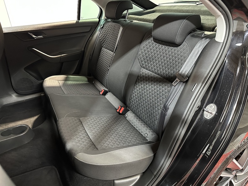 Skoda Rapid TSI Sport - U1376