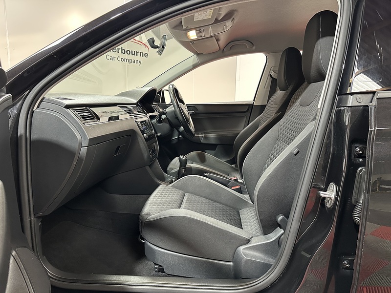 Skoda Rapid TSI Sport - U1376