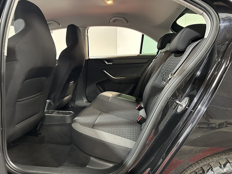 Skoda Rapid TSI Sport - U1376