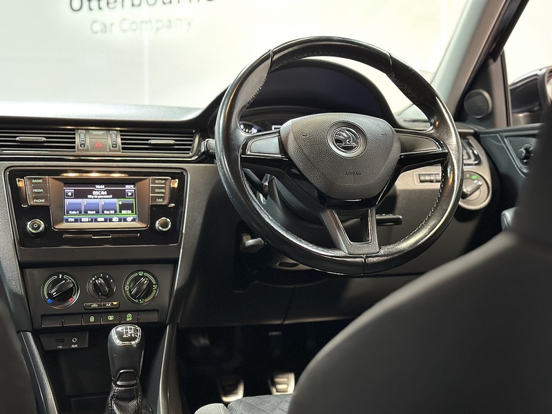 Skoda Rapid TSI Sport - U1376