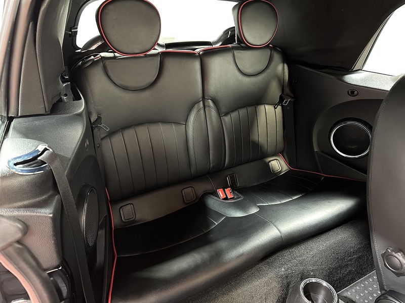 MINI Convertible John Cooper Works - U1377