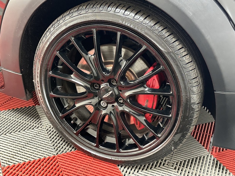 MINI Convertible John Cooper Works - U1377