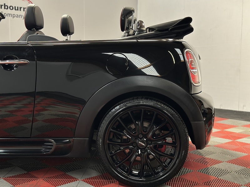 MINI Convertible John Cooper Works - U1377