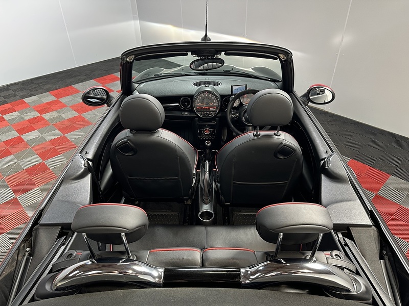 MINI Convertible John Cooper Works - U1377
