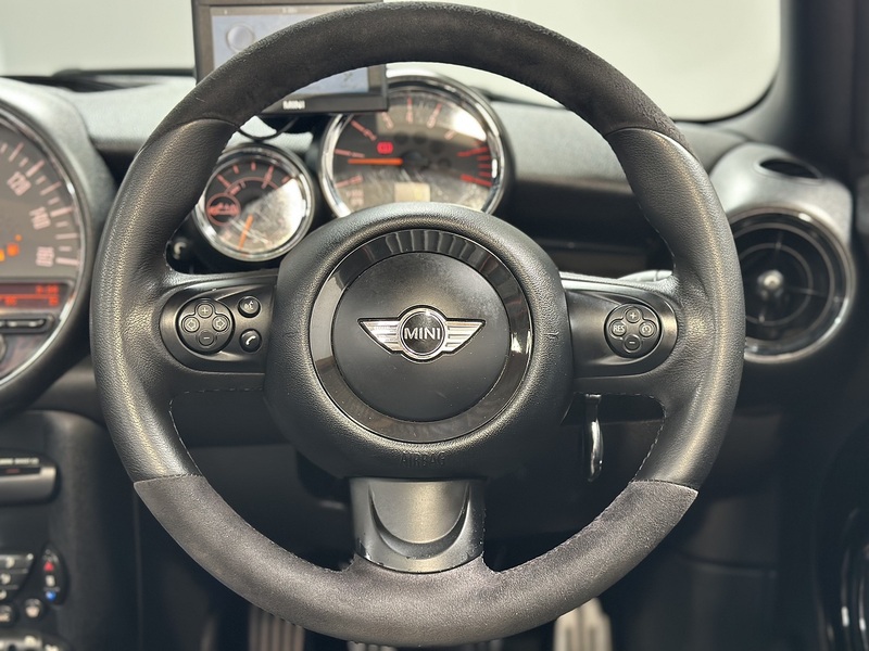 MINI Convertible John Cooper Works - U1377