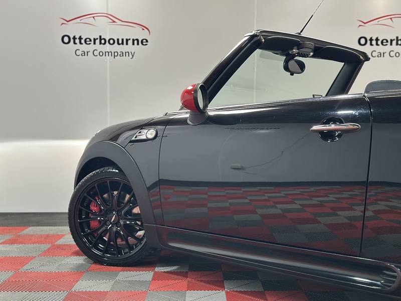 MINI Convertible John Cooper Works - U1377