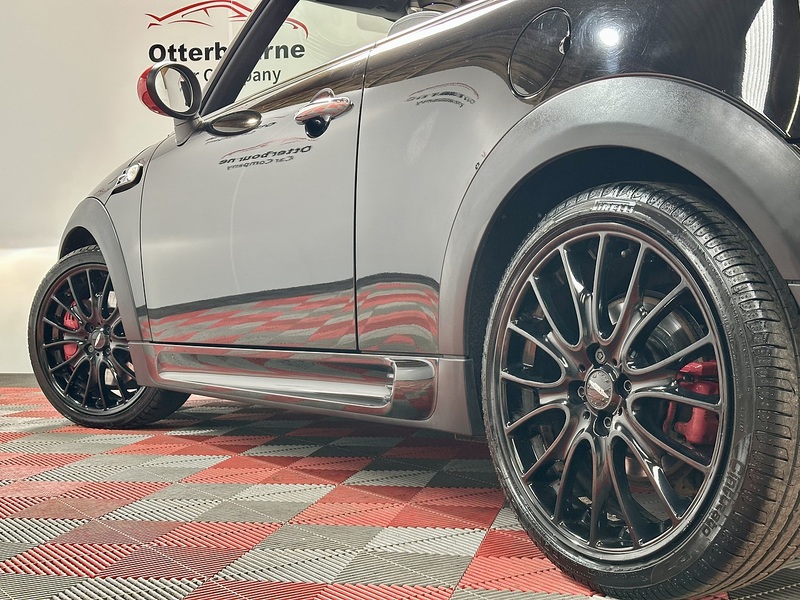 MINI Convertible John Cooper Works - U1377