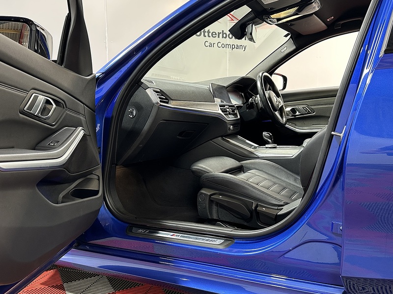 BMW 3 Series M340d MHT - U1379