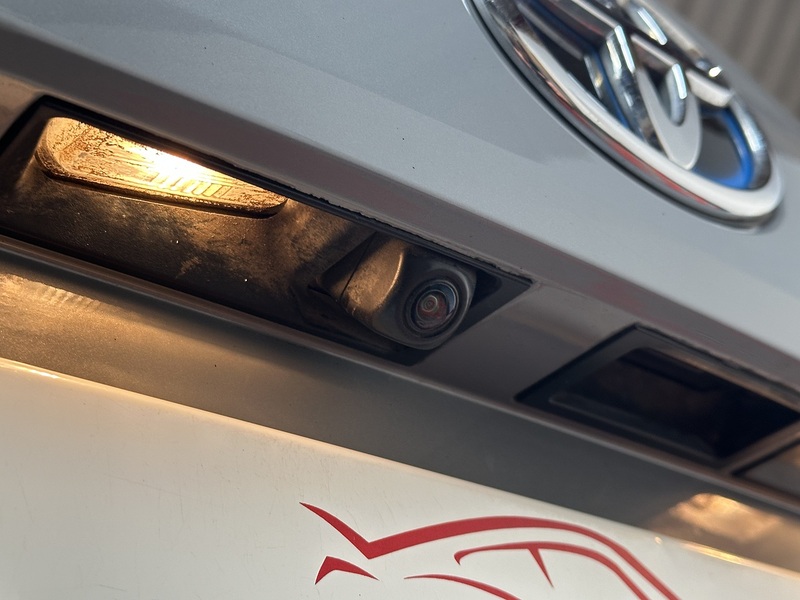 Toyota Corolla VVT-h Design - U1380