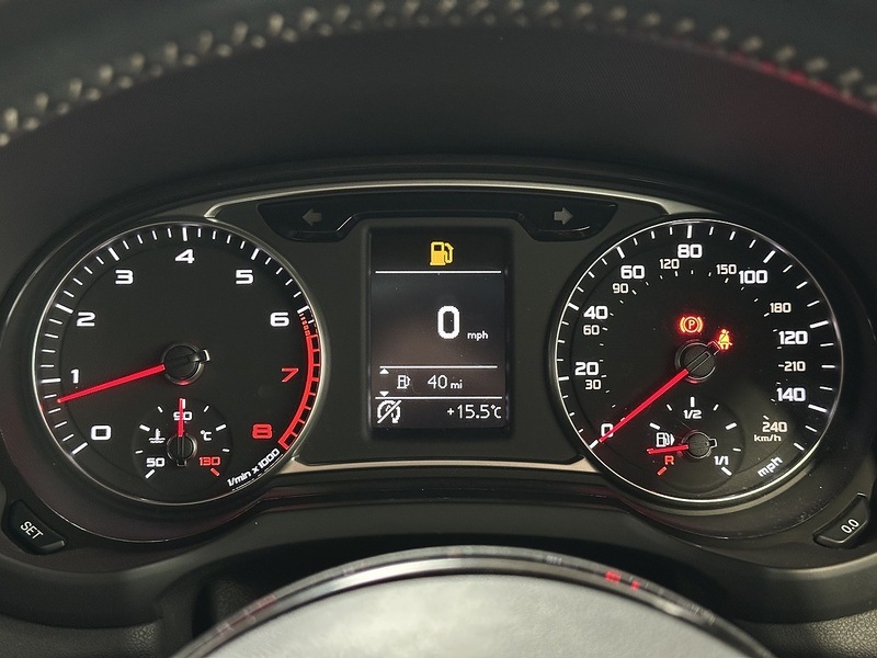 Audi A1 TFSI CoD Black Edition - U1382
