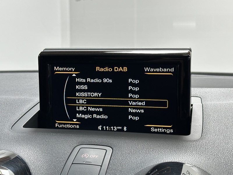 Audi A1 TFSI CoD Black Edition - U1382