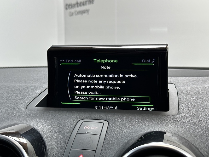 Audi A1 TFSI CoD Black Edition - U1382